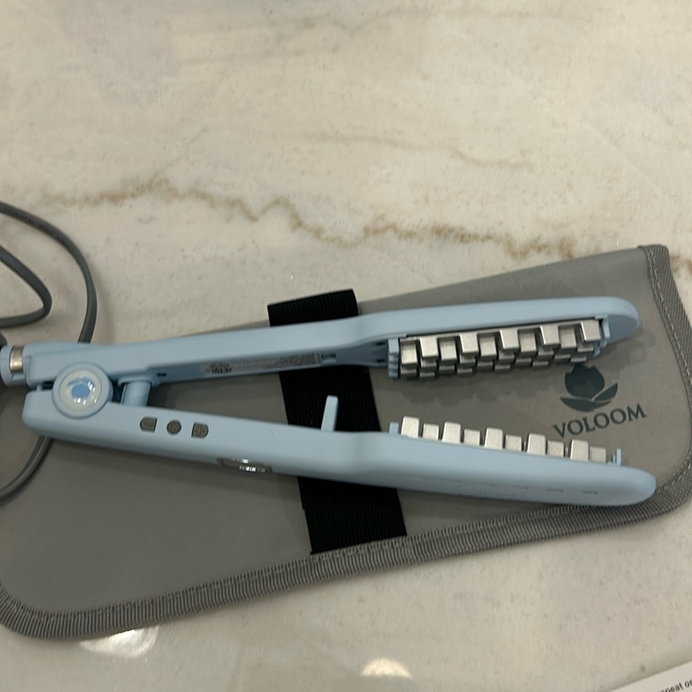 Voloom Classic 1-½” Inch Professional Volumizing Ceramic Hair Iron